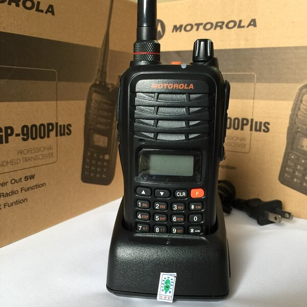 Motorola GP900